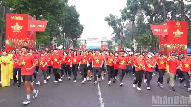 Mass walk «Cùng Việt Nam tiến bước 2026» (Forward with Vietnam)