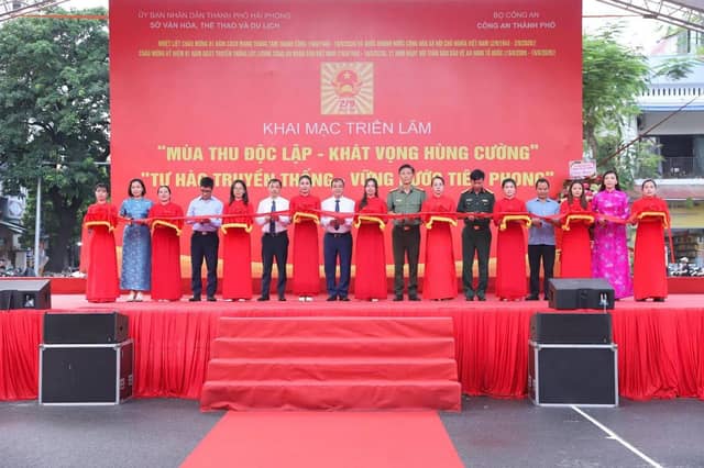 Exhibition «Mùa Thu độc lập - Khát vọng hùng cường»