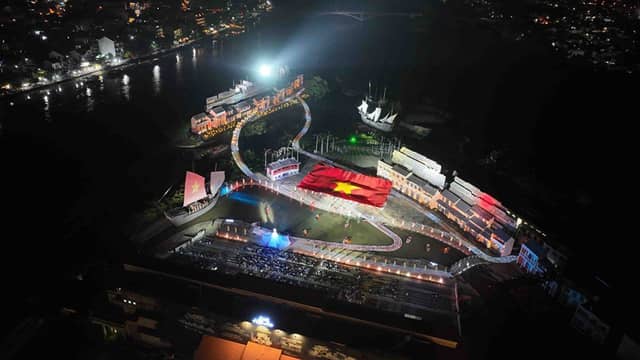 Show thực cảnh «Ký Ức Hội An» phiên bản «Nón Cờ»