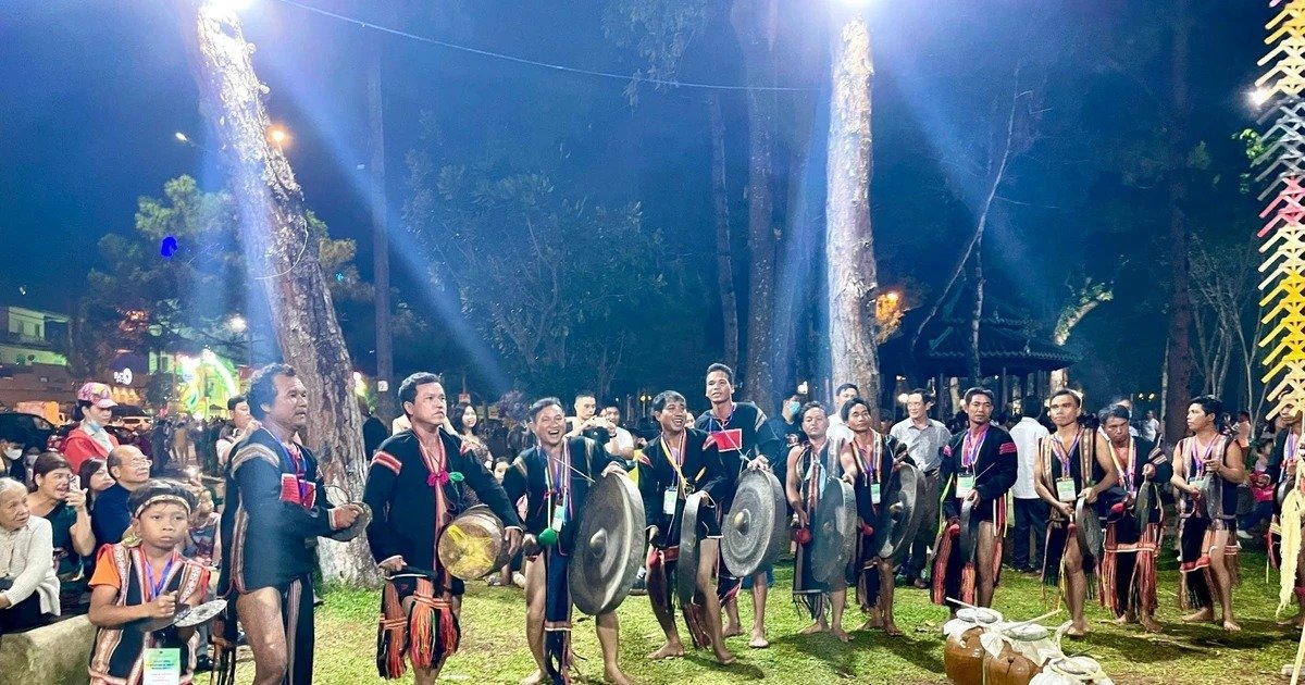Chương trình nghệ thuật «Cồng chiêng cuối tuần» mừng Ngày Phụ nữ Việt Nam